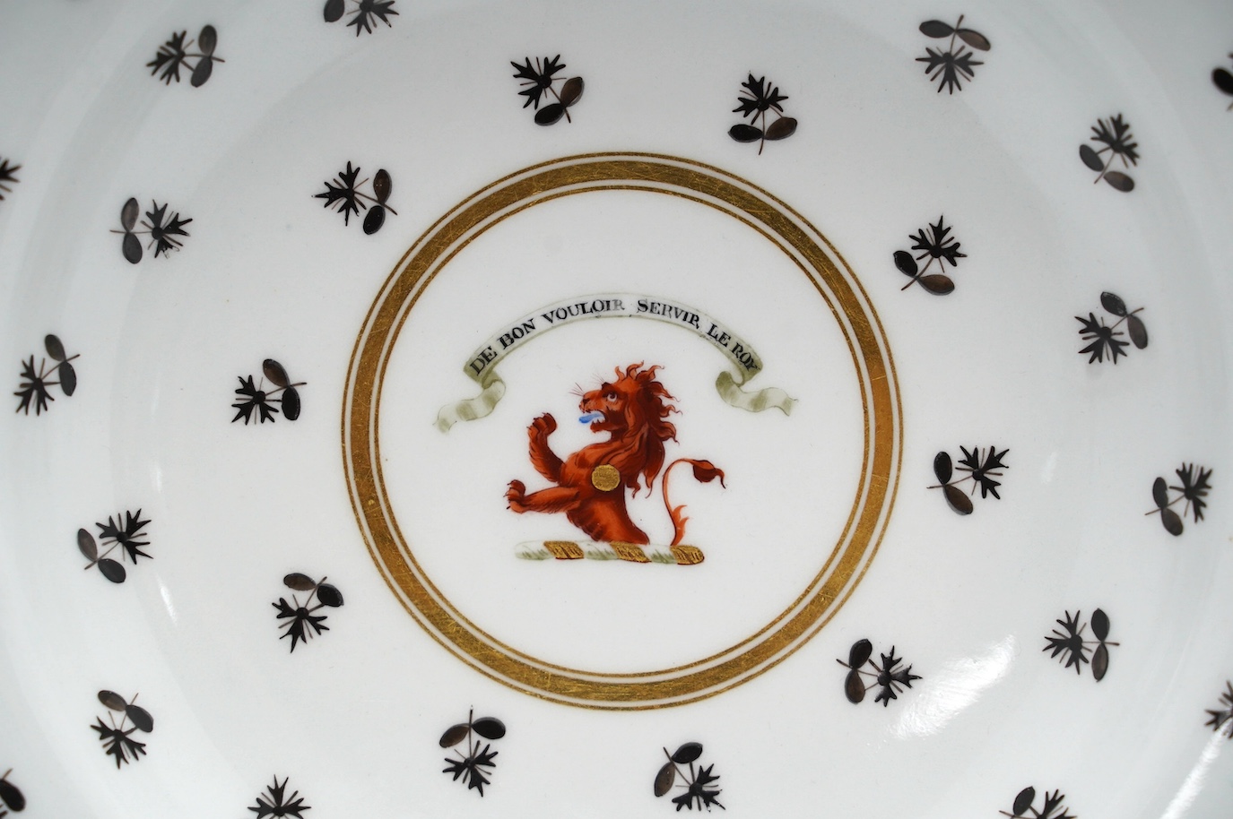 A Flight Barr & Barr Worcester Earl of Tankerville armorial plate, 25cm diameter. Condition - fair to good, some light scratching